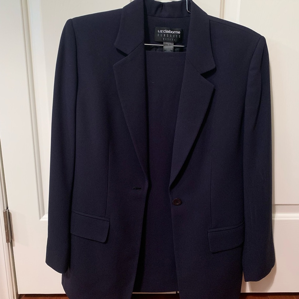 Women’s 2 piece suit